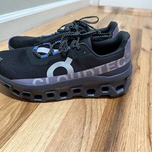 ON CLOUD MONSTERS BRAND NEW! Men’s!